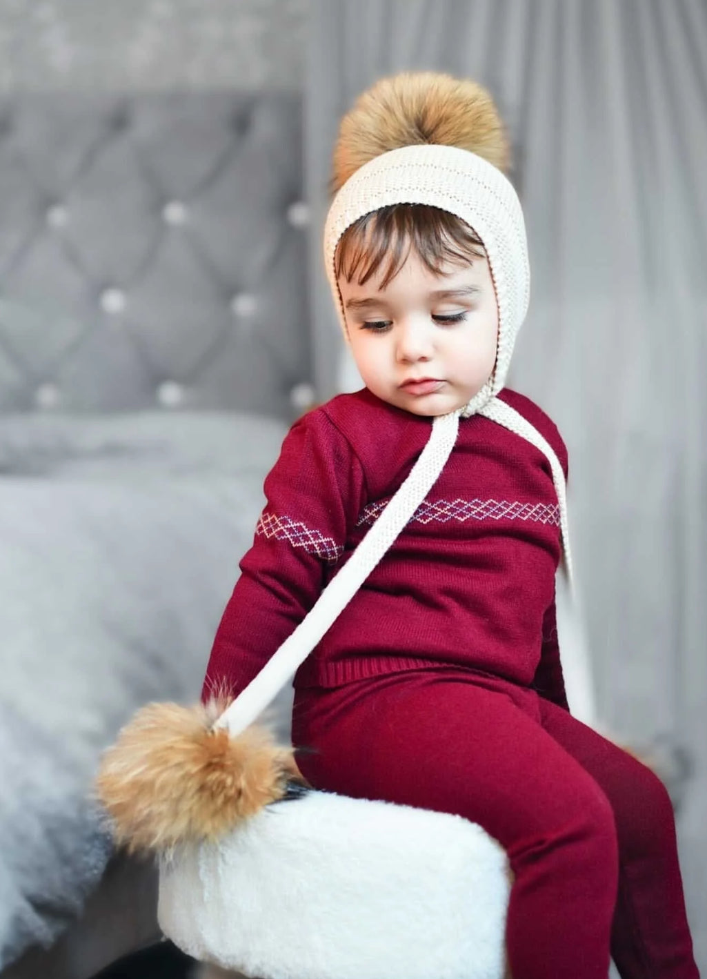 Bonnet Pasha à trois pompons en coton/laine avoine