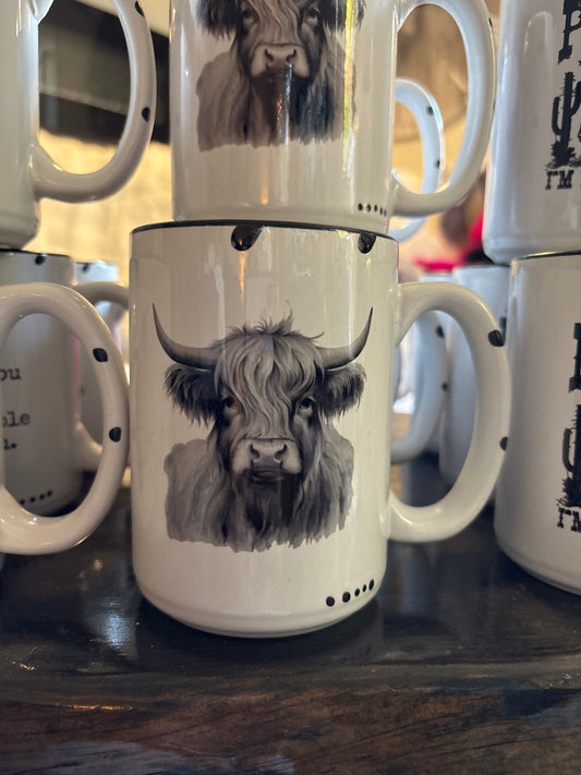 Highland Cow - Mug: Cream / Rustic