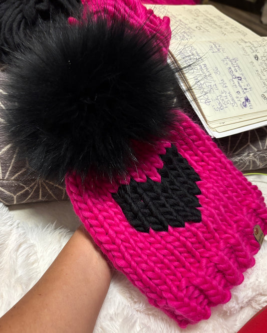 The Love Heart Cottage Touque